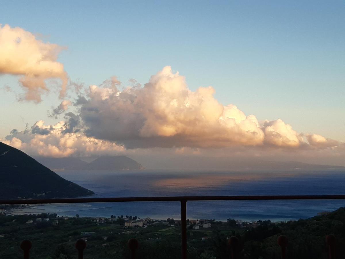 Вилла Vasiliki View Agios Petros  Экстерьер фото